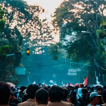 4 Lampu Merah Terlama di Indonesia, di Bandung Bisa Sampai 12 Menit