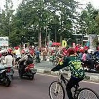 Pedagang Tak Boleh Jualan di Jl. Sudirman-Thamrin Saat CFD
