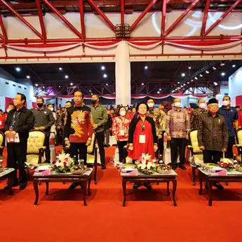 HUT EMAS PDI Perjuangan, Ribuan Kader Penuhi JI Expo                  