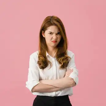 3 Zodiak yang Punya Sifat Paling Menyebalkan Menurut Ahli Astrologi
