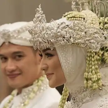 Arti Barakallahu Laka untuk Pengantin: Arab, Latin, dan Artinya