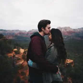 50 Ucapan Anniversary Bahasa Inggris, Singkat tapi Romantis!