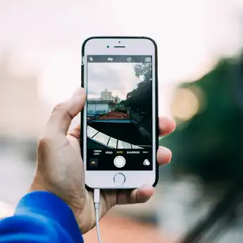 8 Aplikasi Kamera Terbaik untuk Android dan iPhone, Gratis Mudah Digunakan Pemula!