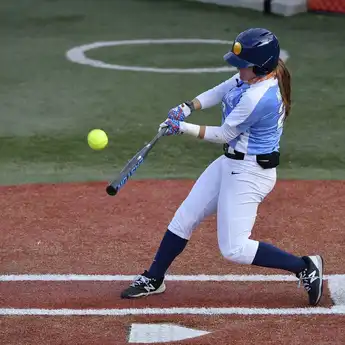 7 Teknik Dasar Permainan Softball yang Wajib Dikuasai sebelum Berrtanding