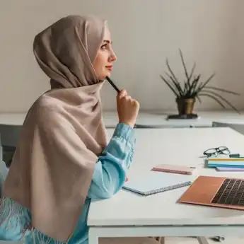 Perbedaan Akhlak dan Adab Dalam Islam, Serupa Tapi Tak Sama!