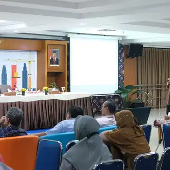 Perkuat Sinergi dengan OJK, Kanwil DJP Jateng II Gelar Sharing Session