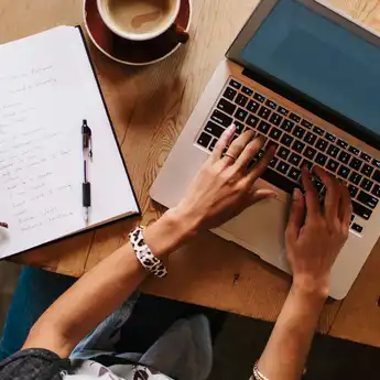 7 Cara Membuat Minutes of Meeting, Lengkap dengan Contoh sebagai Referensi