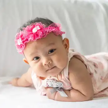 65+ Nama Bayi Perempuan Islami yang Jarang Dipakai, Bisa Jadi Inspirasi untuk Si Buah Hati!
