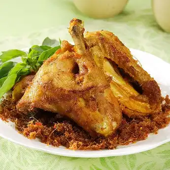 Resep Ayam Goreng Bumbu Kuning, Bisa Jadi Stok untuk Sahur Nanti!