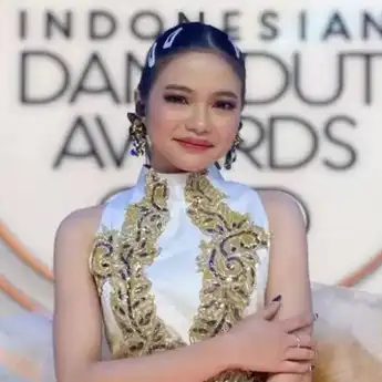 Lirik Lagu Pangeran Dunia yang Dipopulerkan Oleh Rara Dangdut Akademi