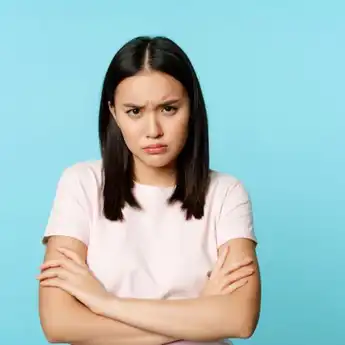 3 Shio Paling Egois dan Konyol, Wajar Kalo Gak Punya Teman Banyak!