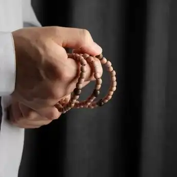 Bacaan Dzikir Al-Matsurat Pagi: Arab, Latin dan Arti beserta Keutamaannya