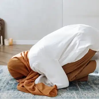 Keutamaan Sholat Tasbih, Lengkap dengan Tata Cara Ibadahnya!