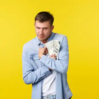 4 Shio yang Tidak Suka Berbagi Rezeki, Keras Hati dan Cenderung Egois!