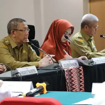 Gubernur Kalbar Minta Bulog Segera Distribusikan 10 Kg Beras per KK