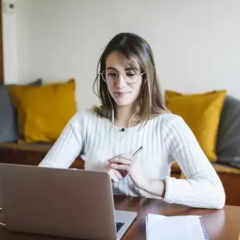 Cara Membalas Email Panggilan Interview dengan Profesional