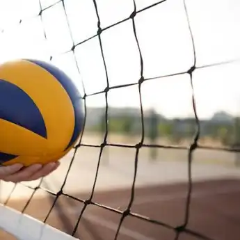 Cara Melakukan Passing Atas dan Bawah dalam Permainan Bola Voli