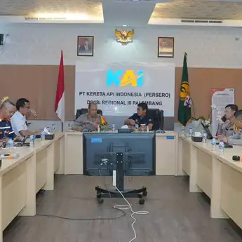 Hasil Pertemuan Kapolda Sumsel dan PT KAI Soal Kemacetan Palembang–Muaraenim Musim Mudik Lebaran 2023