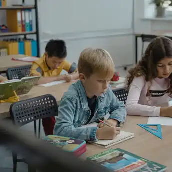 67 Things in The Classroom dan Contoh Kalimatnya, Materi Bahasa Inggris Kelas 5 SD