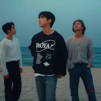 Lirik Lagu Save Me - Xdinary Heroes, dengan Terjemahan Indonesia dan Inggris