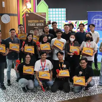 Motion Take Over With Melek Agent and FOX's Coffee World Datangi Kantor Anter Aja HQ