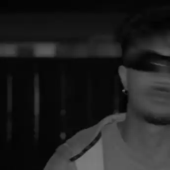 Lirik Lagu close with desires - Teo Glacier, Lengkap Terjemahan