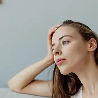 4 Zodiak Paling Sering Sial karena Overthinking, Hal Enggak Penting Pun Dipikirkan!