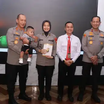 Bayi Dibuang Dikerumuni Semut, Diundang Bertemu Kapolda Sumsel