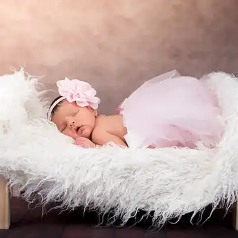 Nama-nama Bayi Perempuan dalam Al-Qur'an yang Mengandung Doa Baik
