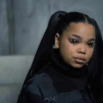 Lirik dan Terjemahan Lagu 'Control' – Zoe Wees, yang Viral di TikTok!
