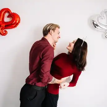 50 Gombalan buat Pacar LDR yang Romantis, Dijamin Bikin Makin Sayang!