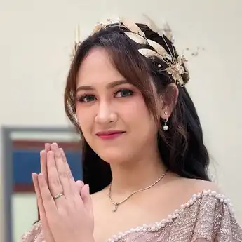 Lirik Lagu 'Sadar Posisi' yang Dibawakan Happy Asmara dan Royal Music
