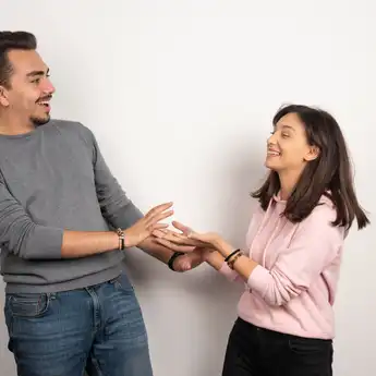 Pengertian Kata Sapaan: Jenis dan Contoh