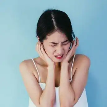 3 Zodiak Enggak Percaya Diri: Selalu Insecure sampai Lupa Self-Love