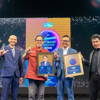 Bank DKI Raih Penghargaan Indonesia Top Bank Awards 2023 dan Top Banking CEO 2023