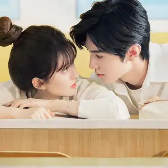 Lirik dan Terjemahan Lagu Just Want To Secretly Hide You (OST Hidden Love) - Zhao Lusi ft Silence Wang