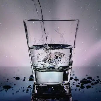 5 Manfaat Minum Air Putih, Tak Sangka Efeknya Bakal Sekeren Itu!