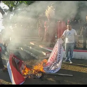 JAS Merah dan Ormas Adat Minahasa Gelar Aksi Protes Rocky Gerung