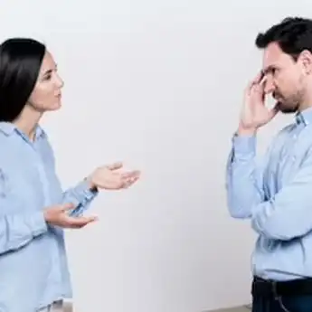 10 Contoh Dialog Menerima dan Menolak Undangan dalam Bahasa Inggris Beserta Artinya