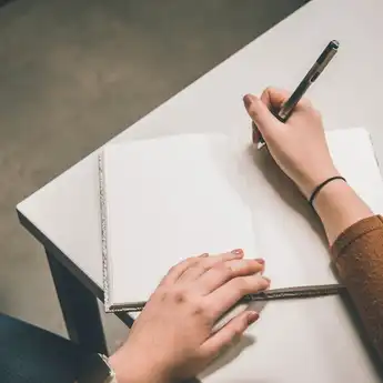 20 Contoh Kata Pengantar Makalah, Lengkap dengan Cara Membuatnya