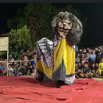 Mahasiswa KKN Undip Pamerkan Aksesoris Budaya Barongan Lewat Video Branding, Terkenal Sampai Malaysia!