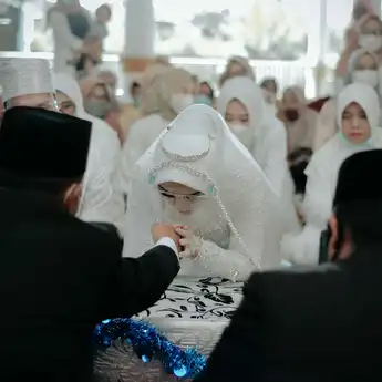 Doa untuk Pengantin Baru sesuai Sunnah Rasulullah, Ucapkan Ini
