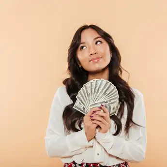 3 Shio yang Hoki Besok Sabtu 2 September 2023 Terbebas dari Kesialan!