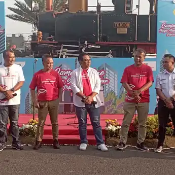 Sambut HUT Ke 15, KAI Commuter Roadshow Ke 15 Stasiun   