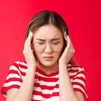 15+ Tanda yang Menunjukan Sakit Kepala Telah Berbahaya, Harus Dirawat
