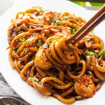 Resep Yaki Udon ala Restoran Gurih dan Mudah Dibuat di Rumah 