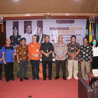 Kapolda Sumsel Beri Kuliah Umum Maba UKMC dengan Tema Penanaman Budaya Integritas