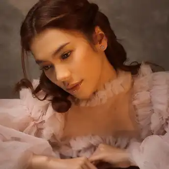 Lirik Lagu 'Takut Rindu' - Vionita, Aku Terlalu Rindu Kau Minta Aku Menanti