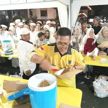 Gema Maulid 14 Malam Berturut-turut, Dinsos Kalsel Sediakan Ribuan Porsi Makanan Bagi Jemaah