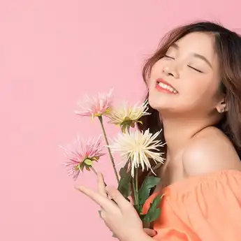 4 Zodiak yang Selalu Berpikiran Positif, Pantas Terlihat Awet Muda!